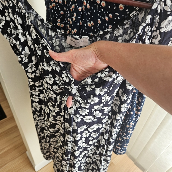 2 for 1 Dream of Me dresses - Picture 2 of 5